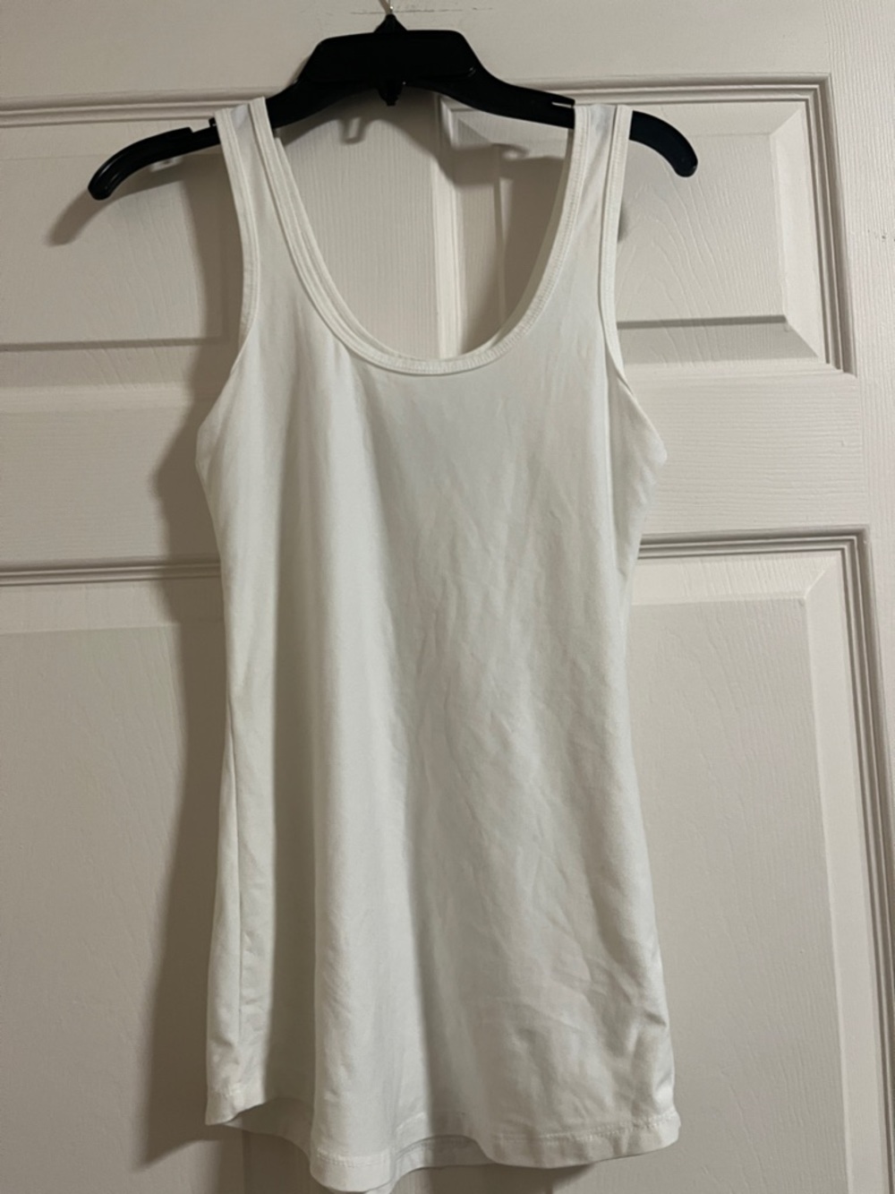 NOBO White Scoop Neck Tank Top